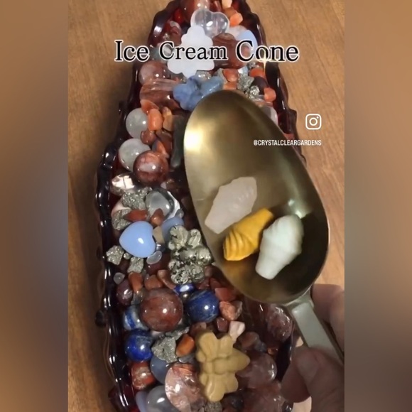 🇺🇸”Patriotic American” Assorted Crystals Confetti Scoop! ❤️🤍💙 - Picture 17 of 17